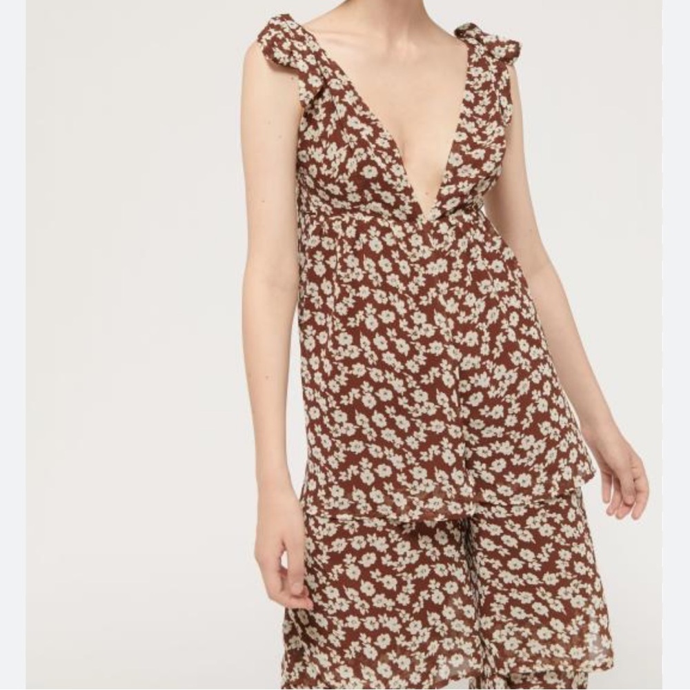 Urban Outfitters Inge Chiffon Plunge Tiered Ruffle Jumpsuit Floral Brown Boho XS - Picture 2 of 12